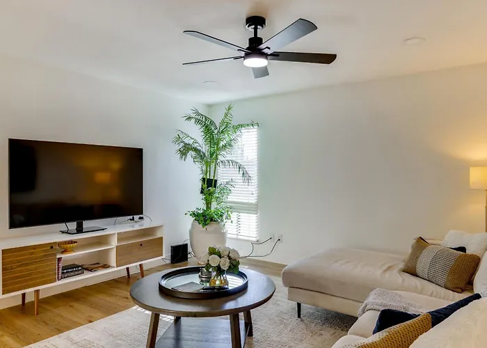 Casa vacanze Walk To Canal Trail! W/ Pool In